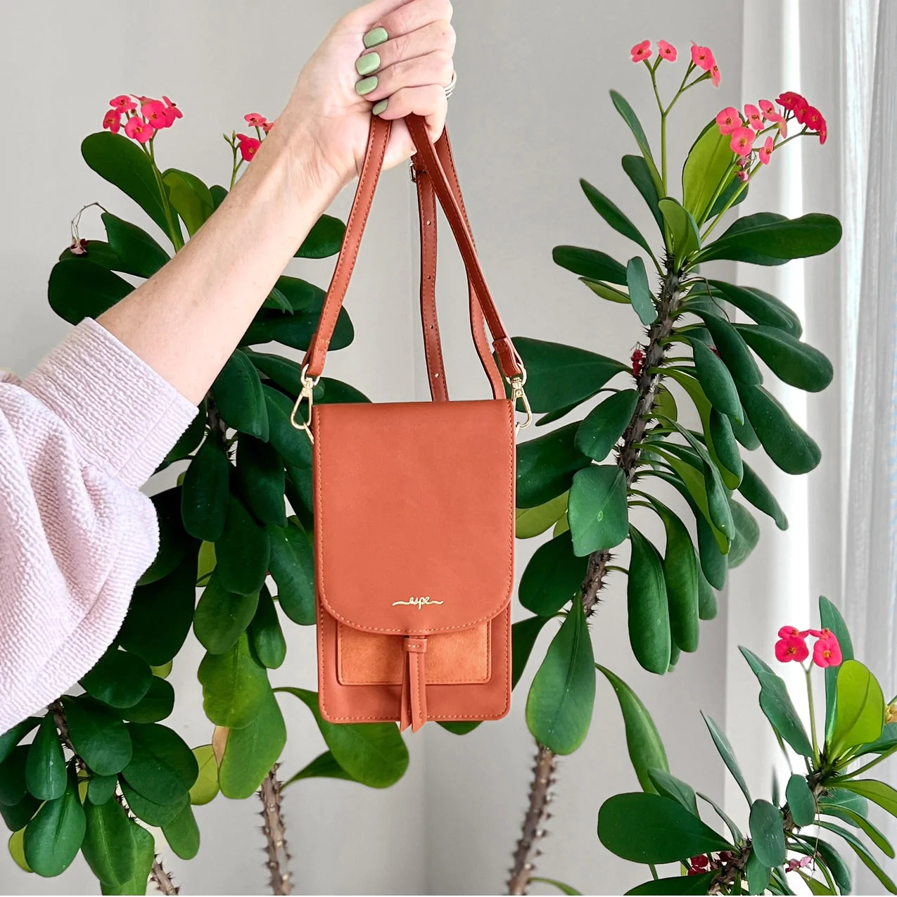 Isabella Mini Smartphone Bag