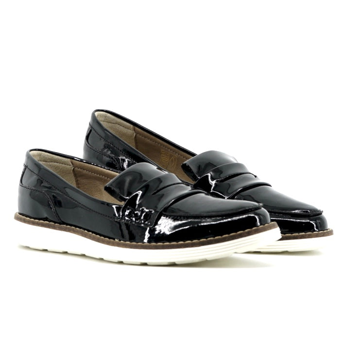 Loafers Patent Black - The Grinning Goat